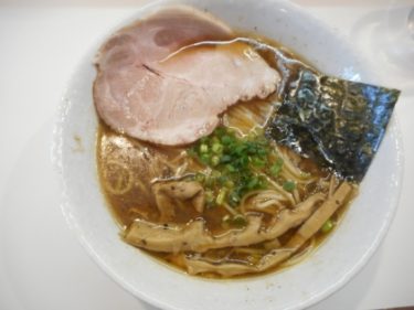 中華そばとつけ麺は濃厚な動物系と魚介系 麒麟(きりん)