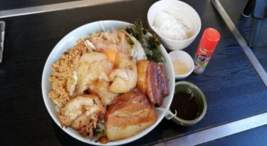洋食店が本気で作った二郎系ラーメン みなみグリル 静岡市葵区